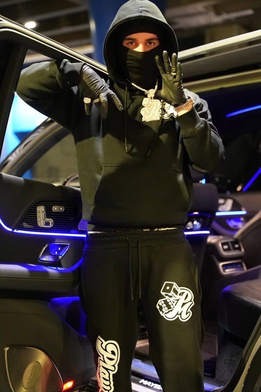 PLAYMAKERS SWEATS (BLACK)